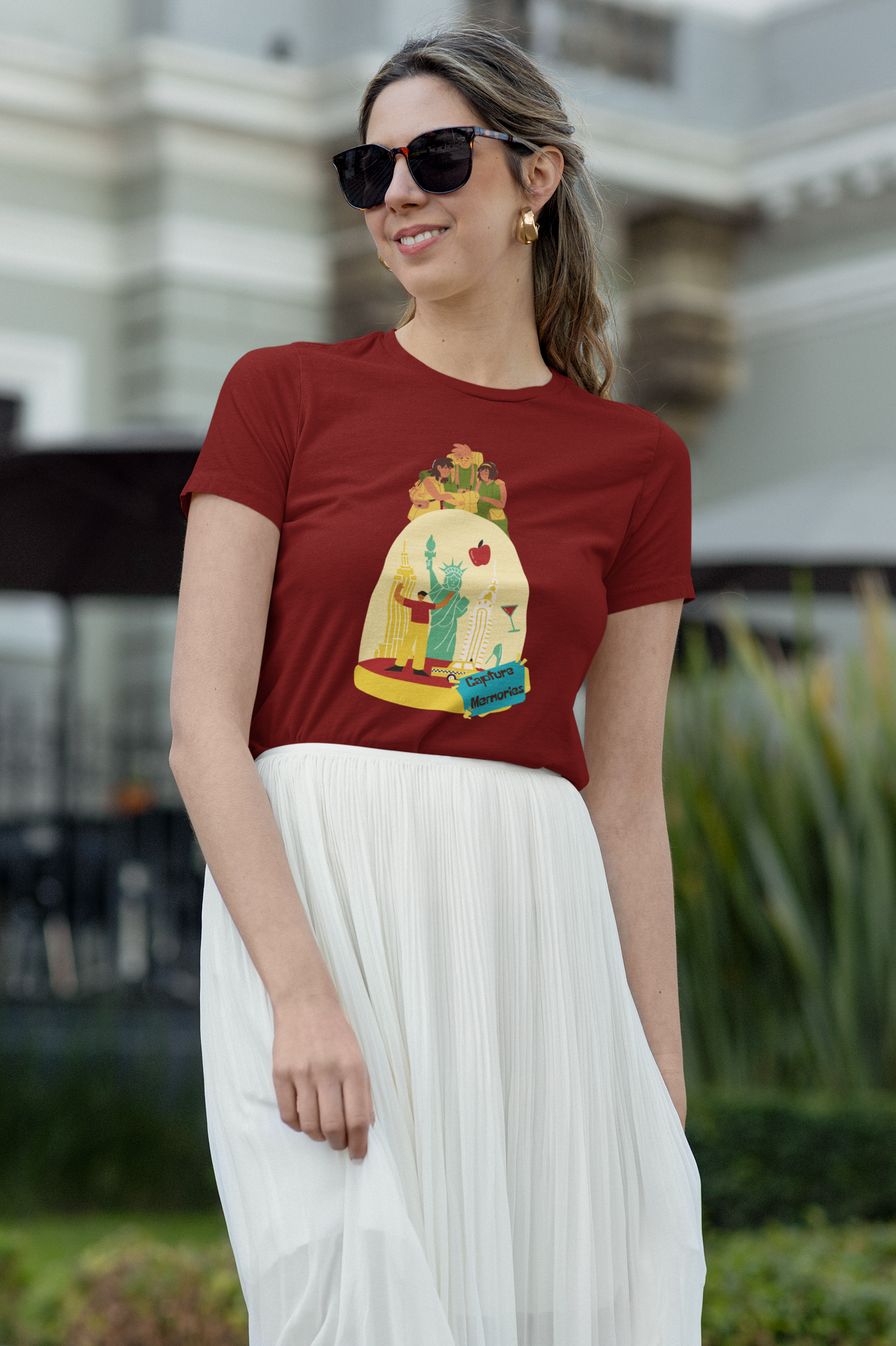 Capture Memories: Woman's Regular T Shirt